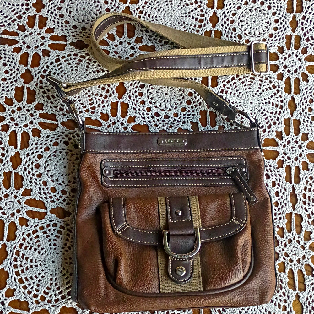 Chaps Womens Brown Pebbled Leather Crossbody Bag Purse Multi Pocket Adjustable
